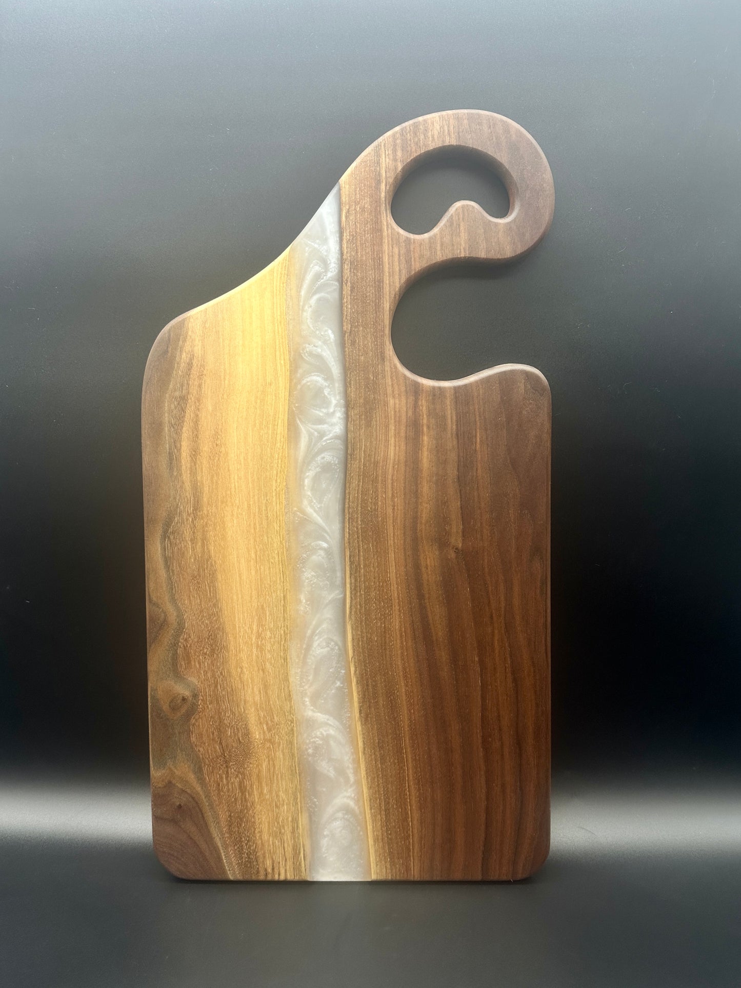 Walnut board with Pearl White resin