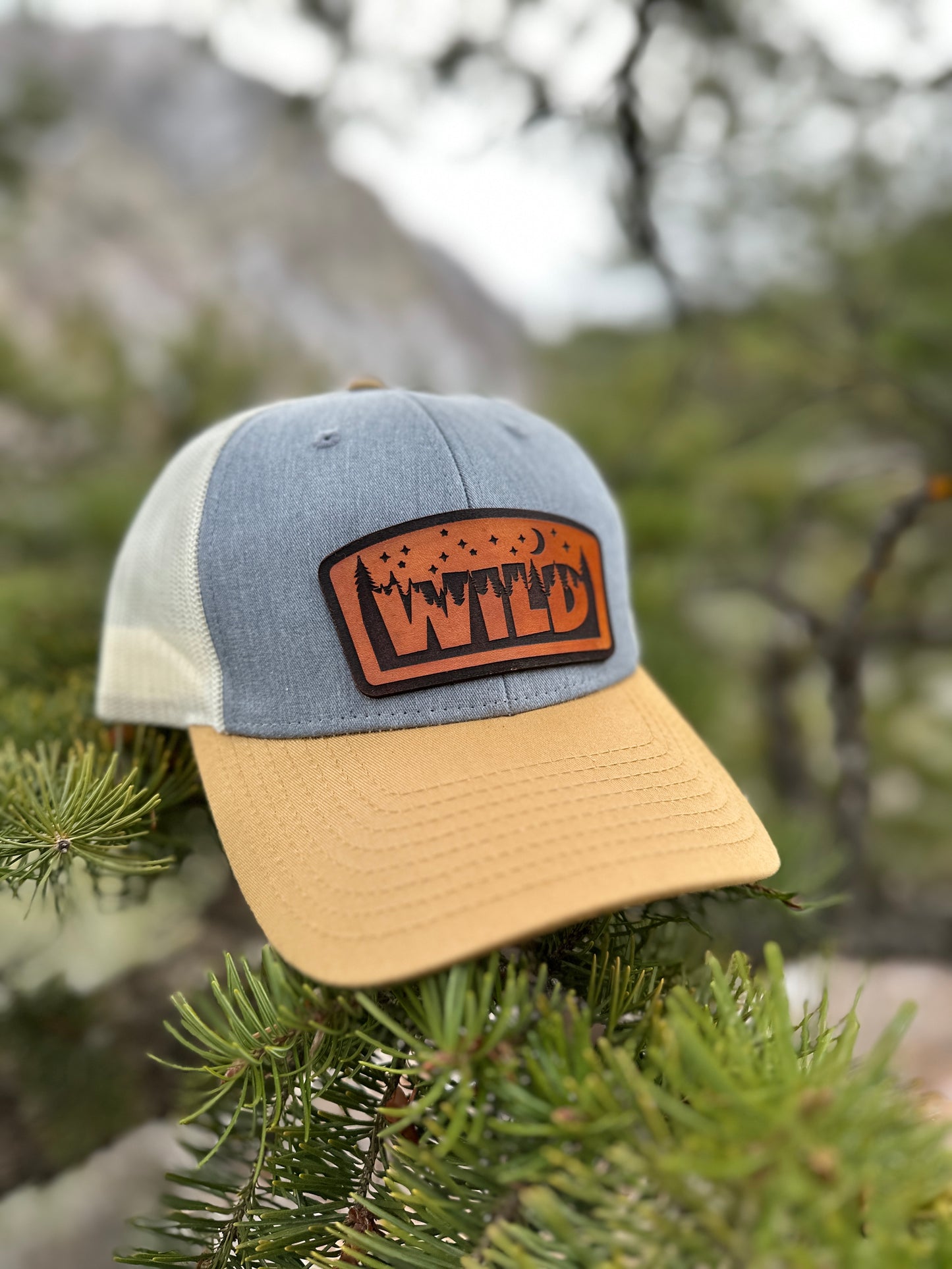 Richardson™ 115 Low Pro - Heather Grey/Birch/Amber Gold Snapback Hat With Premium Leather Patches