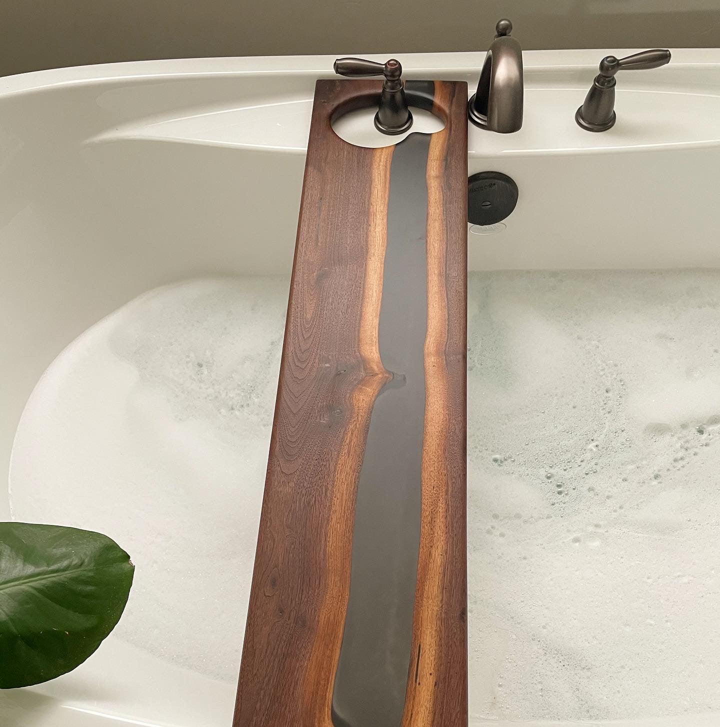 Bathtub Rack Made With Epoxy and Olive Wood, Bathtub Shelf Wood