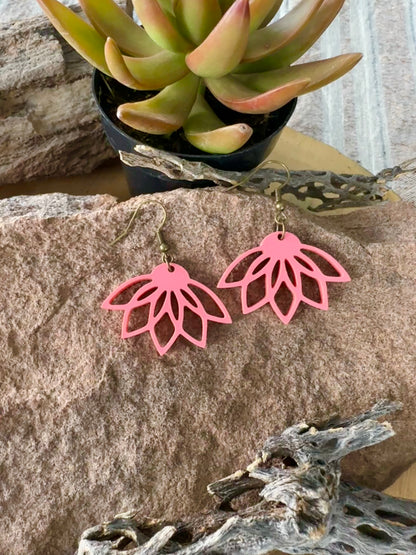 Desert Lily (pink) Earrings